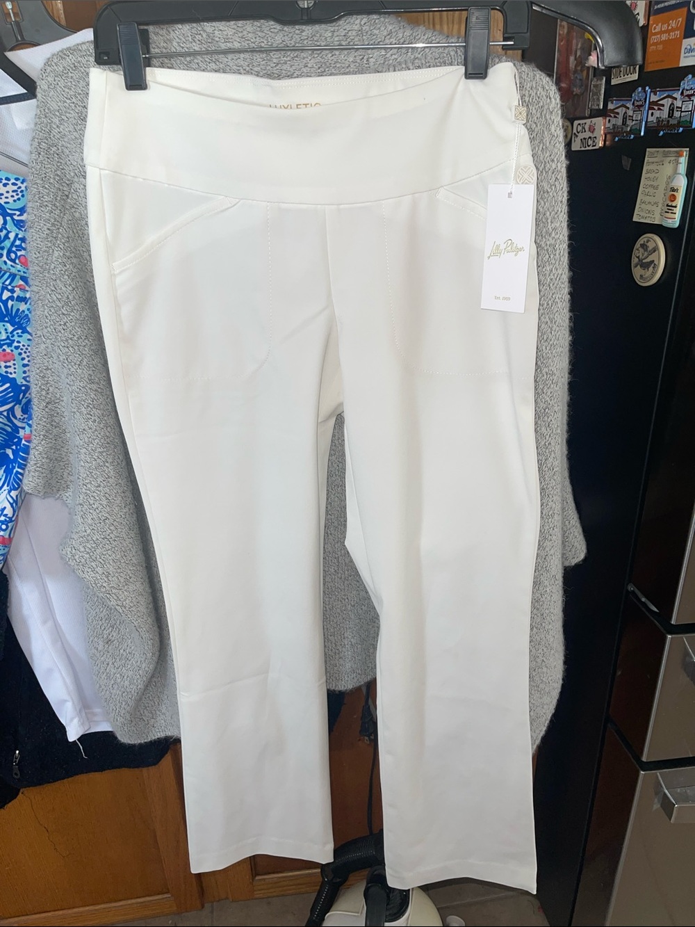 Lilly Pulitzer Luxletic Fairway Performance Twill White Size 4